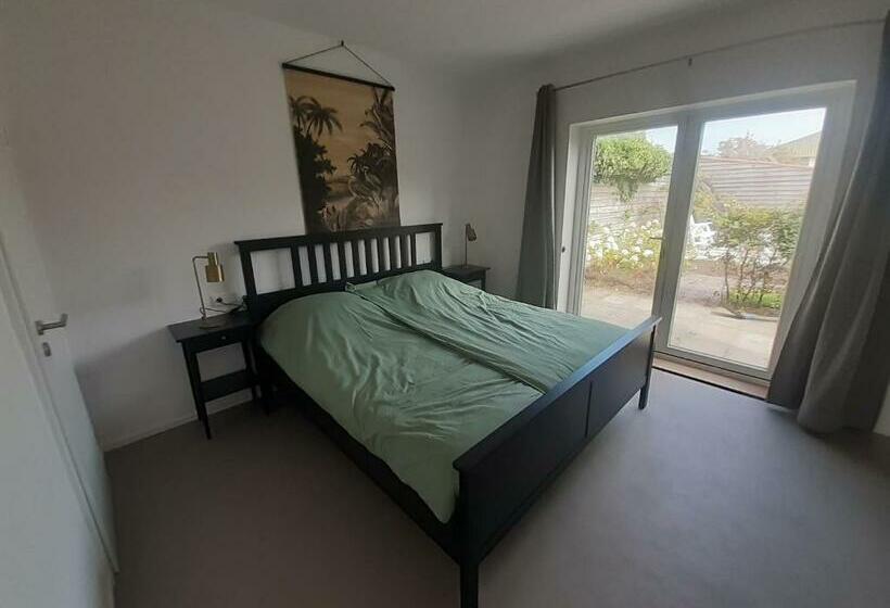 Пансион Huize De Koeie