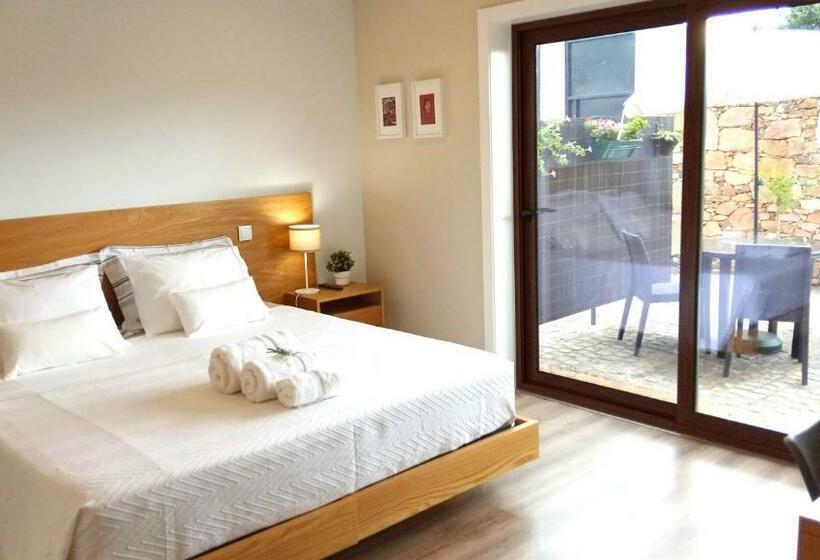 ペンション Jardim Das Oliveiras   Suítes Com Vista