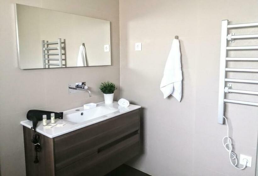 ペンション Jardim Das Oliveiras   Suítes Com Vista