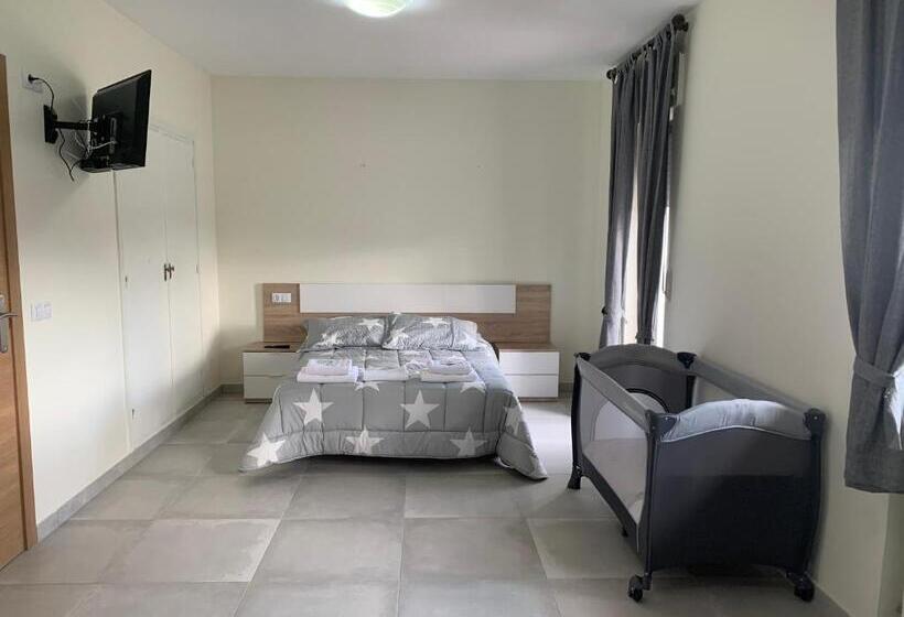 Пансион La Villa Hostal