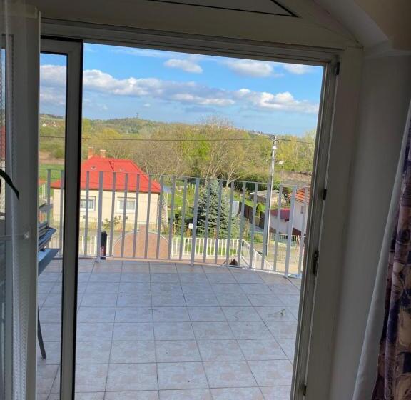 膳宿费 Lilium Villa Hévíz