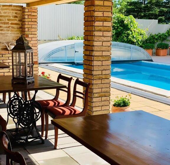 膳宿费 Lilium Villa Hévíz