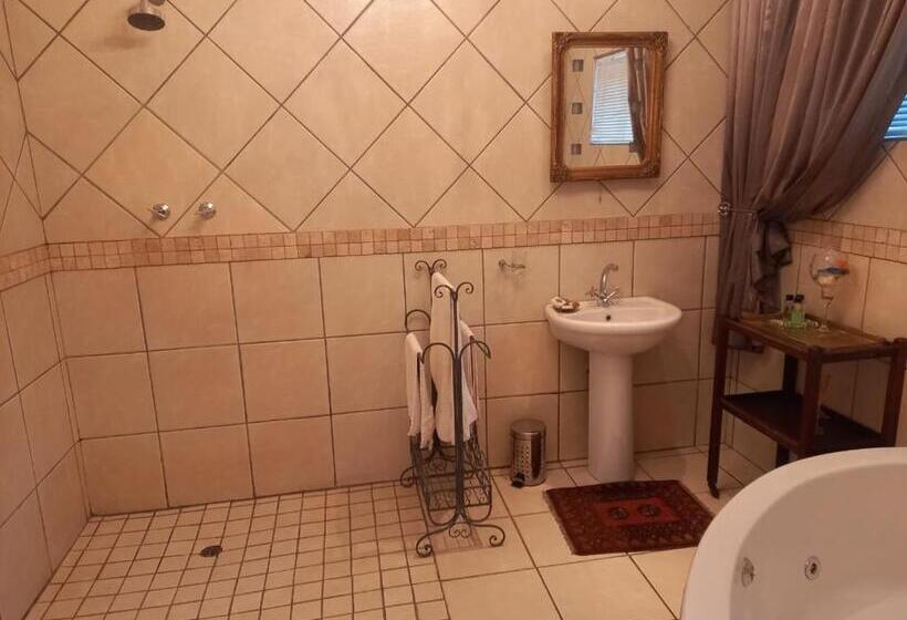 بنسيون Michaelangelo Guest House