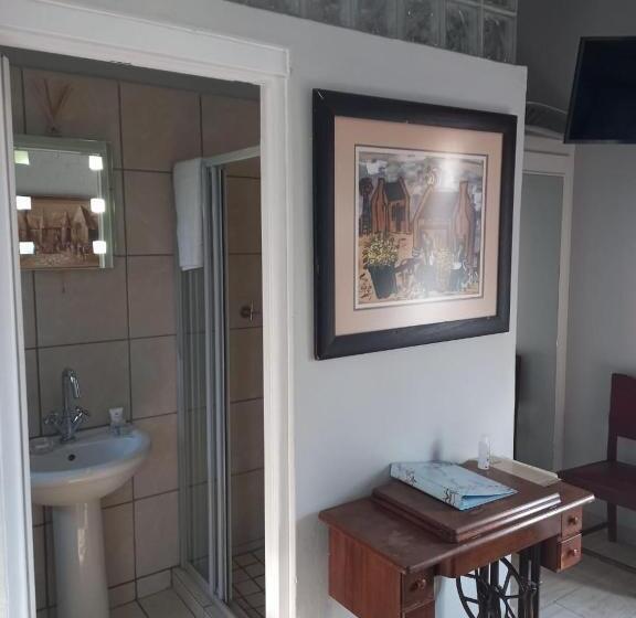 بنسيون Michaelangelo Guest House