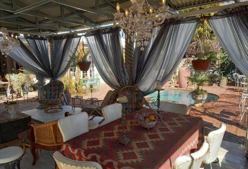 بنسيون Michaelangelo Guest House