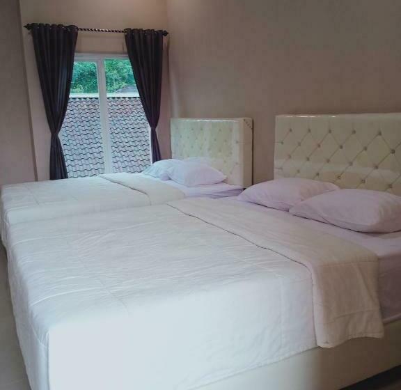 بنسيون Villa Pringgitan