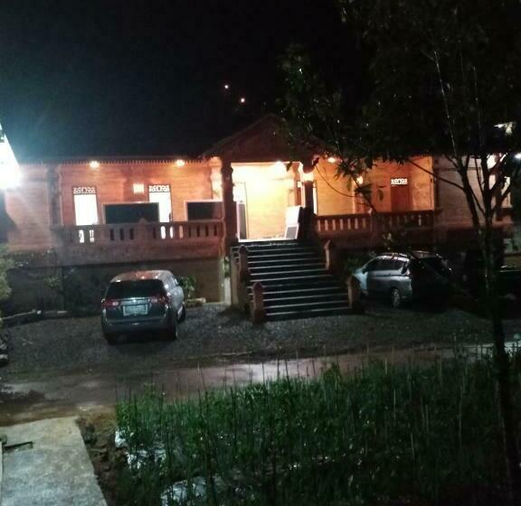 پانسیون Villa Pringgitan