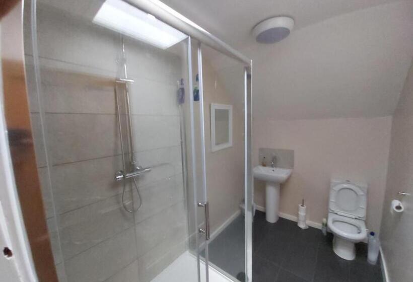 הוסטל Kirkhouse