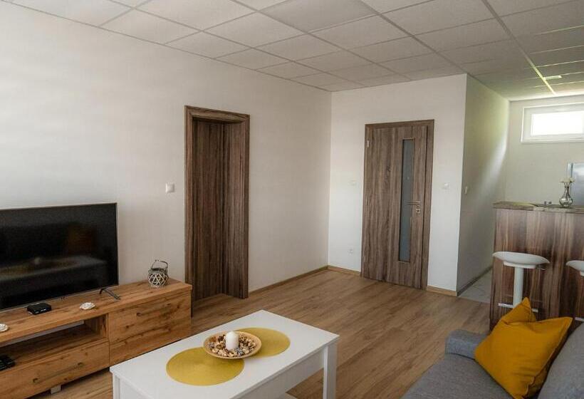 Apartmany Motocentrum