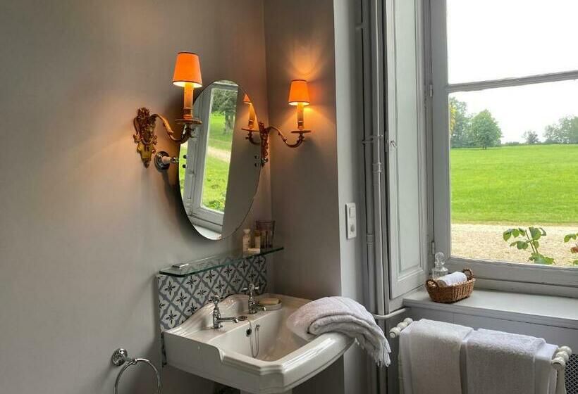 مبيت وإفطار Château De Bostz