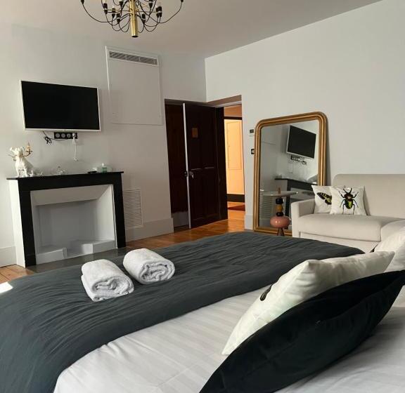 住宿加早餐 Domaine Clairfontaine Noyarey Suites Junior