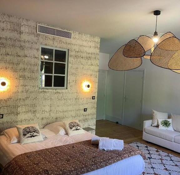 住宿加早餐 Domaine Clairfontaine Noyarey Suites Junior