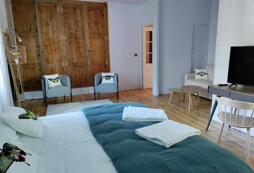 住宿加早餐 Domaine Clairfontaine Noyarey Suites Junior