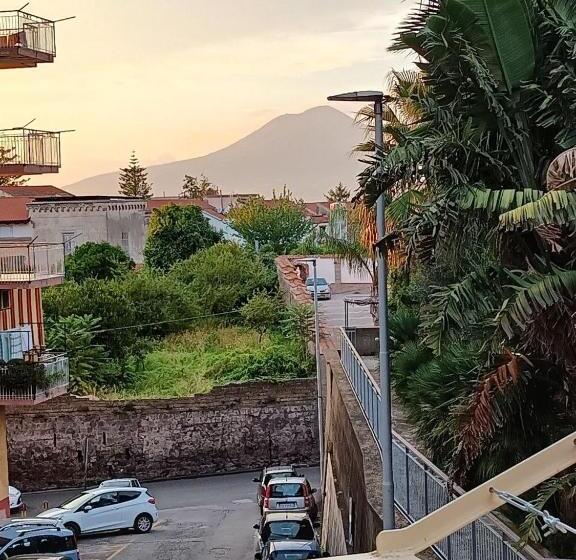 مبيت وإفطار Donna Felì