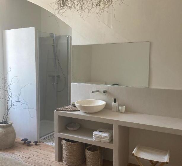 تختخواب و صبحانه La Boutique Mj Décoration Vous Propose De Découvrir Ses Deux Chambres D Hôtes