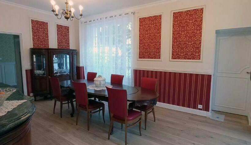 Bed and Breakfast Logis Vélès