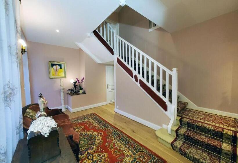 Bed and Breakfast Logis Vélès