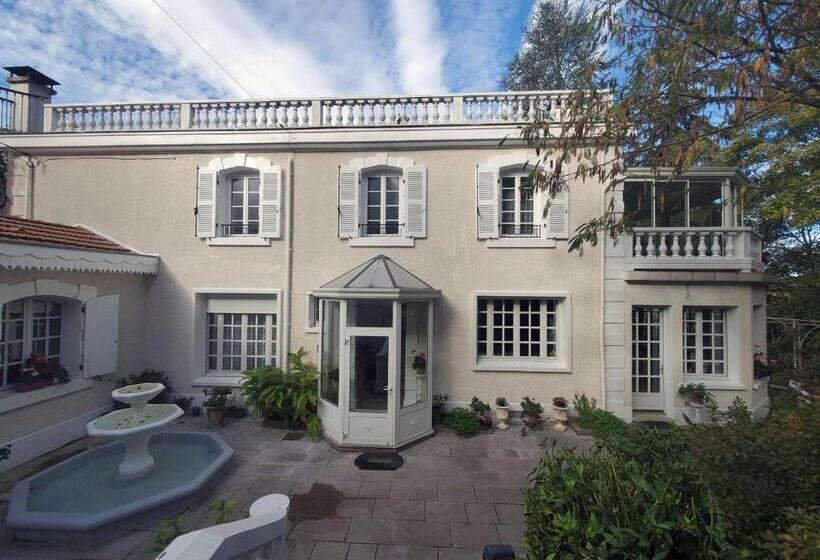 Bed and Breakfast Logis Vélès