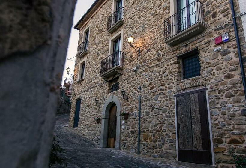 住宿加早餐  Palazzo Cantarella Stella Cilento