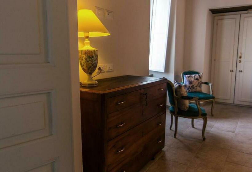 ベッドアンドブレックファースト Palazzo Cantarella Stella Cilento