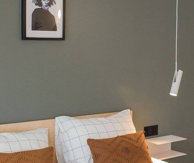 مبيت وإفطار Salty Woods Lodge