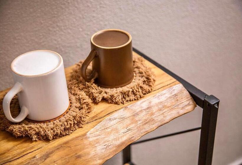 تختخواب و صبحانه Sapancaminihouse