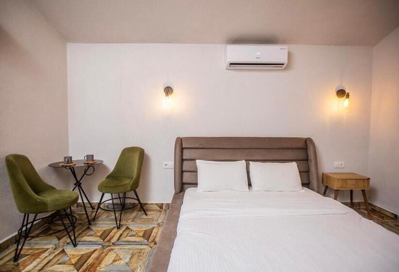 تختخواب و صبحانه Sapancaminihouse