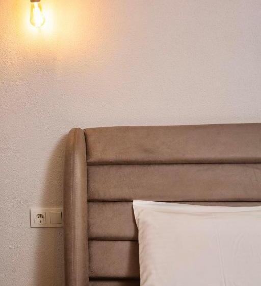 تختخواب و صبحانه Sapancaminihouse