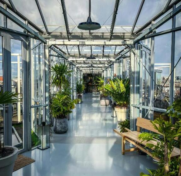 Eelhouse Private Studio