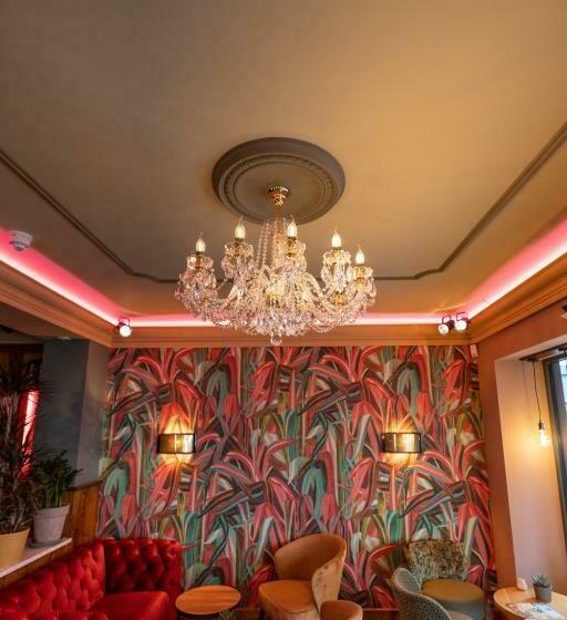 酒店 Anna Van Chiel