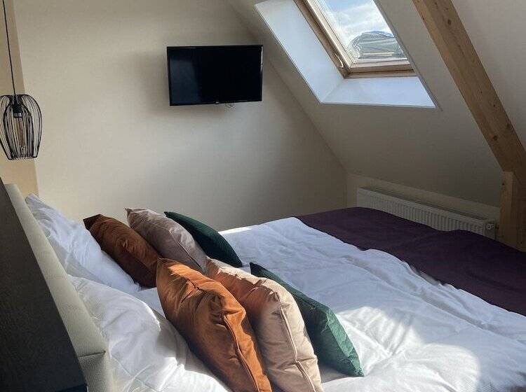 酒店 Anna Van Chiel