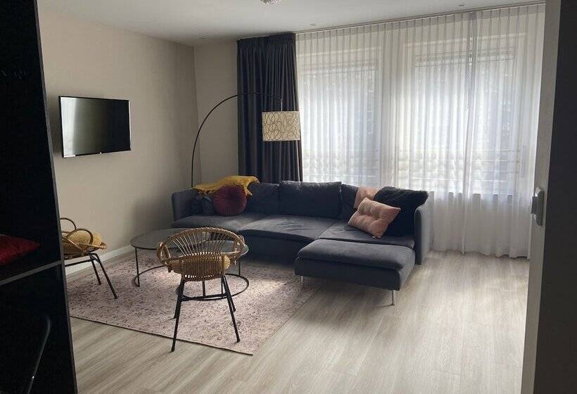 酒店 Anna Van Chiel