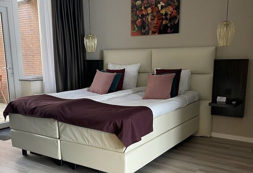 酒店 Anna Van Chiel