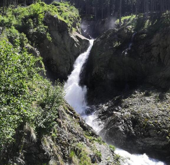 בית מלון כפרי Buckelhof