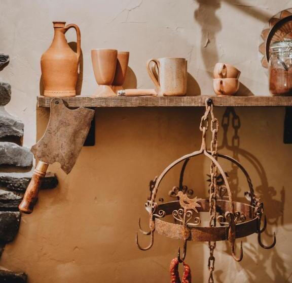 カプセルホテル Le Fantôme De Berthe Logement Attraction Insolite