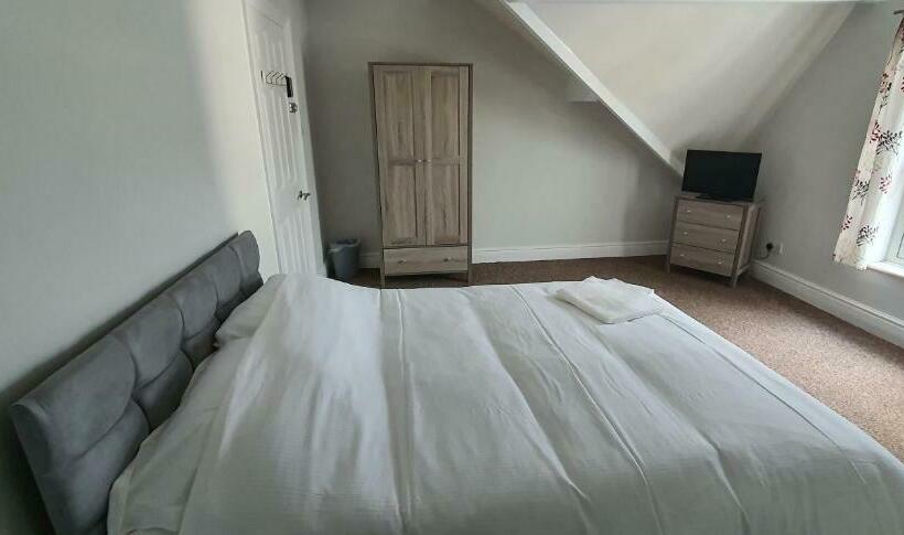 پانسیون Apartment In Central Doncaster