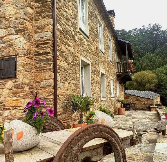 펜션 A Casa Das Augas