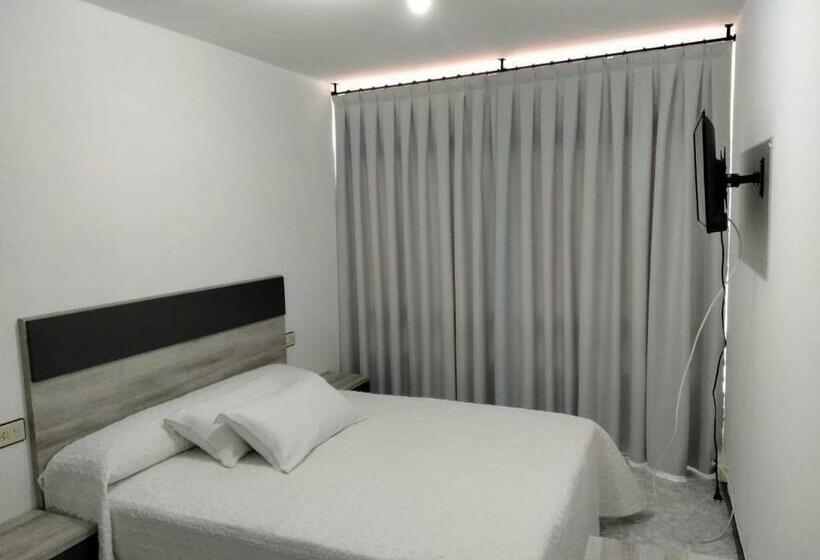 پانسیون A Casa De Lolita