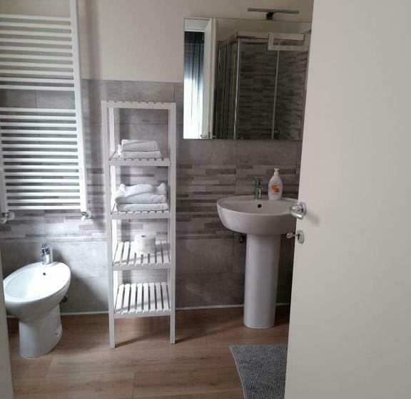 펜션 Affittacamere The Door In The Room And Parking Space