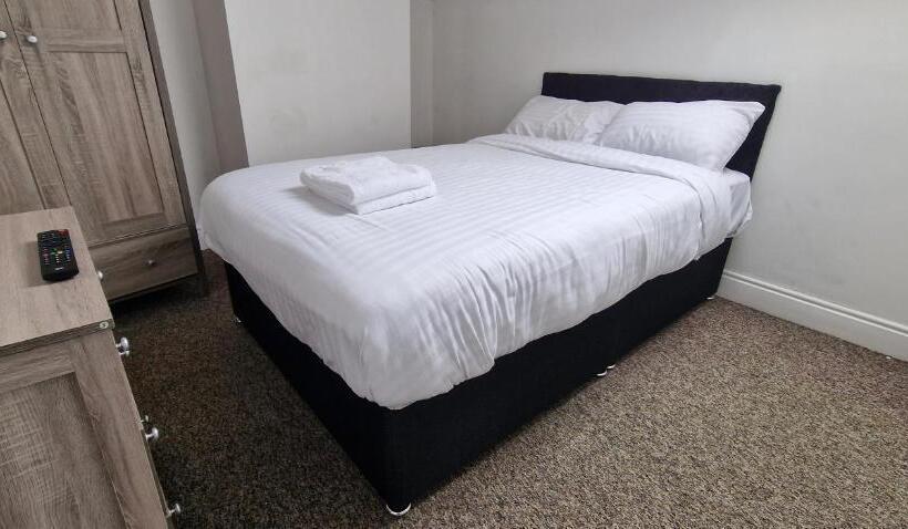 پانسیون Apartment In Central Doncaster