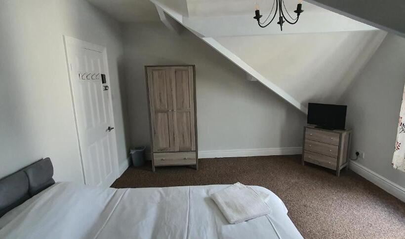پانسیون Apartment In Central Doncaster