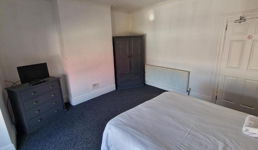 پانسیون Apartment In Central Doncaster