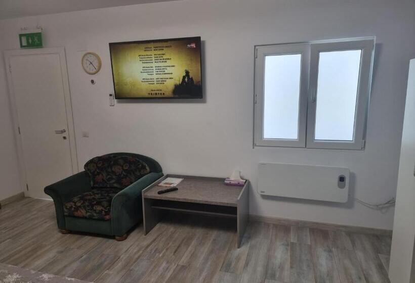 ペンション Casa Musceleana