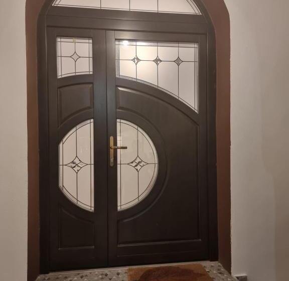 Пансион Casa Musceleana