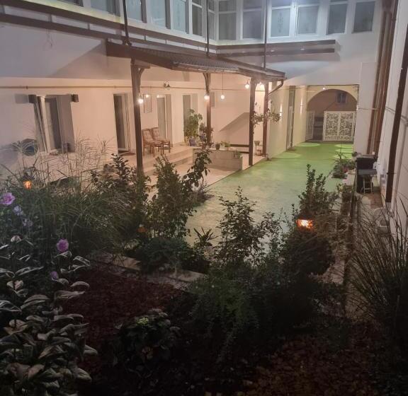 ペンション Casa Musceleana