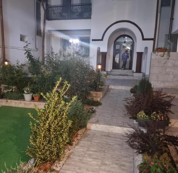 ペンション Casa Musceleana