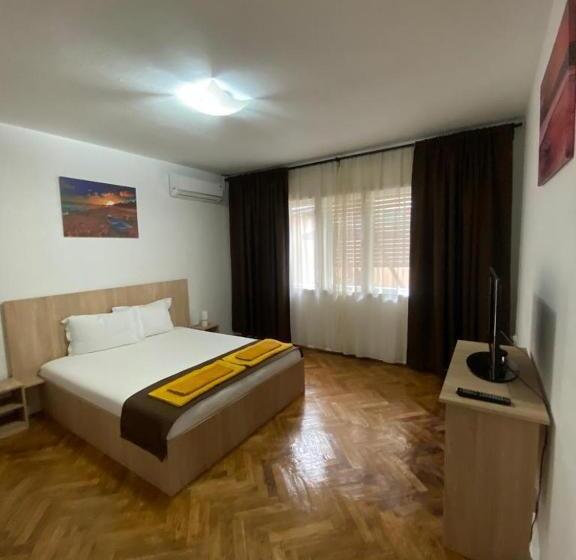 بنسيون Casa Roxamy