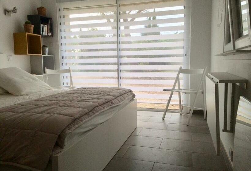 פנסיון Chambre Indépendante Avec Terrasse Privée Et Piscine
