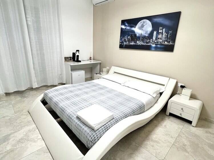 Пансион Circeo Boutique Rooms