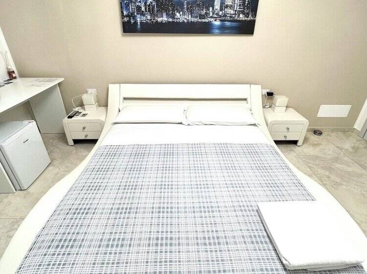 Пансион Circeo Boutique Rooms